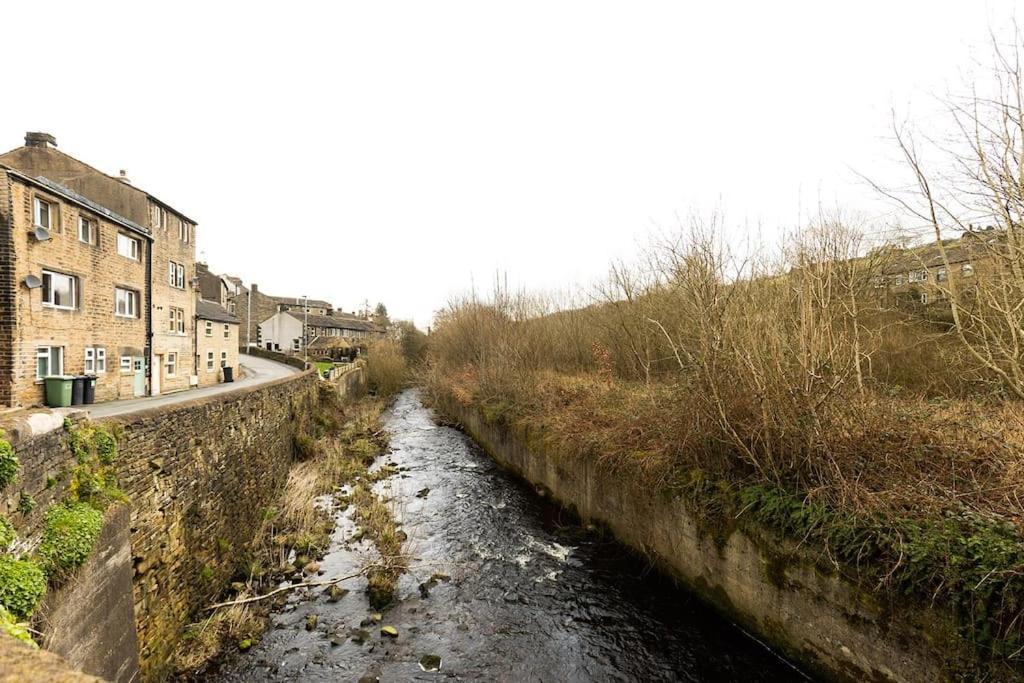 Ford Gate - Modern Luxury Cottage Based In Holmfirth Esterno foto
